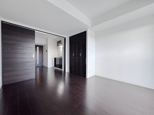 LOC’S Shonaidori(ロックスショウナイドオリ)の物件内観写真